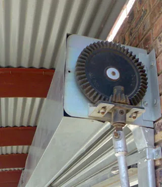 Yonkers Garage Door Shop Yonkers, NY 914-885-1297 - sb-rolling-garage-doors-01